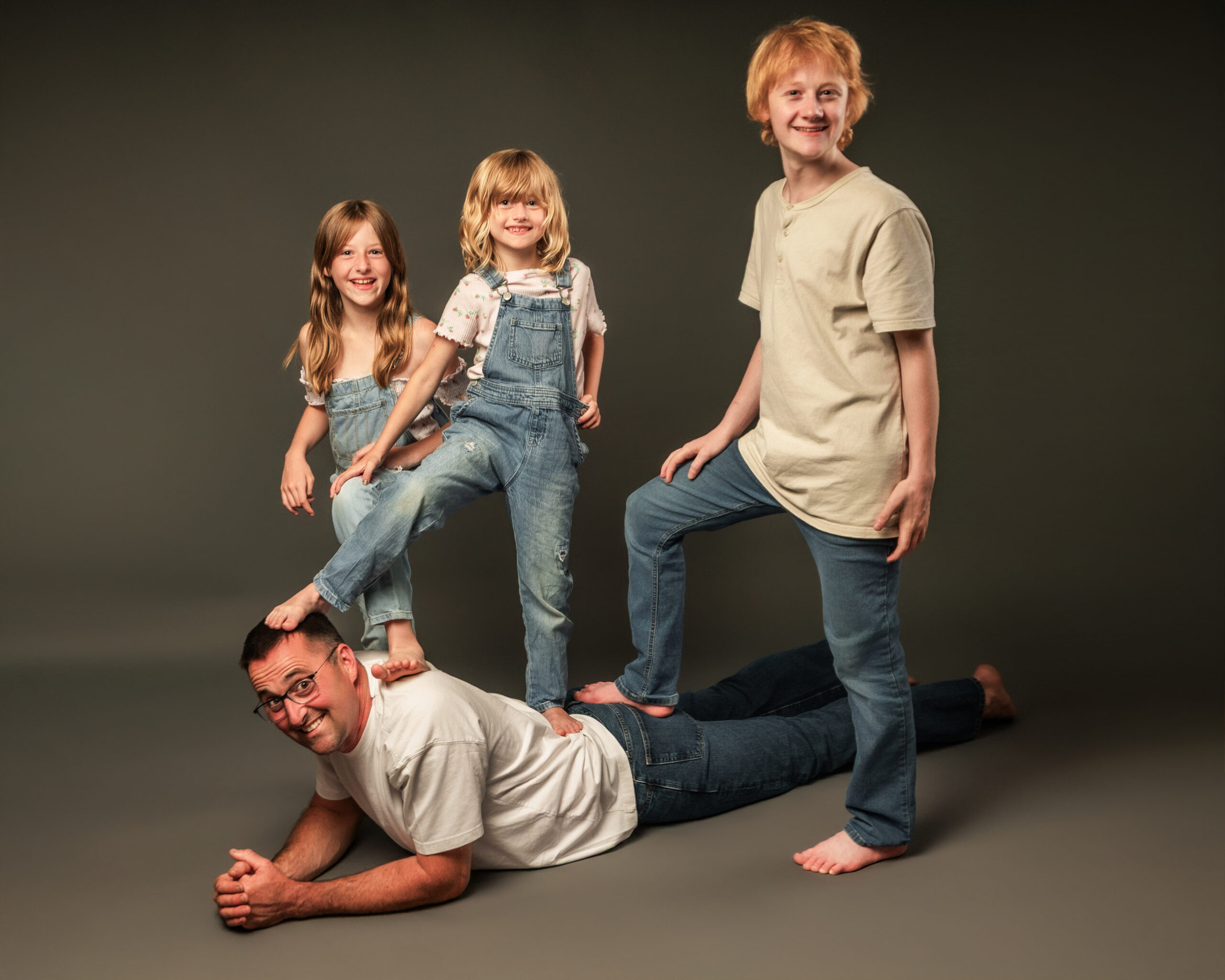 Awkward family mini session